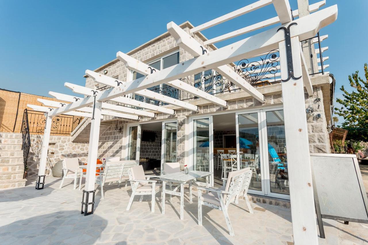 Lustica Apartments Zewnętrze zdjęcie