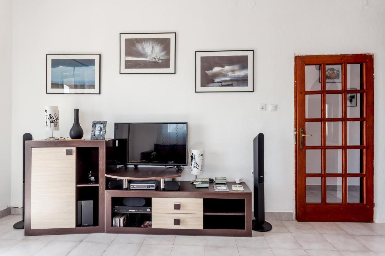 Lustica Apartments Zewnętrze zdjęcie