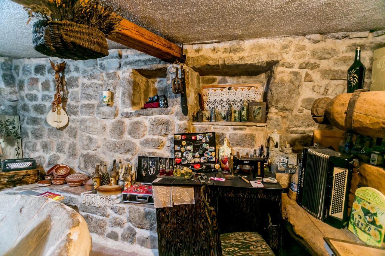 Lustica Apartments Zewnętrze zdjęcie