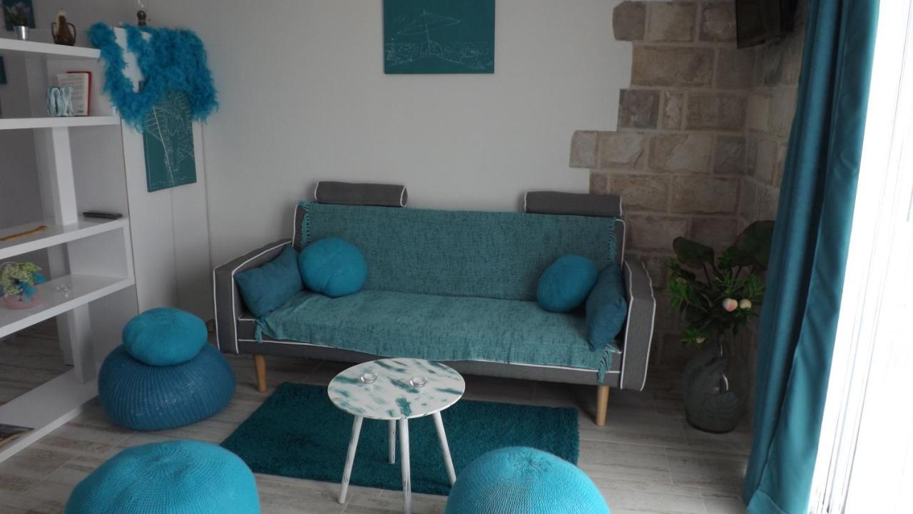 Lustica Apartments Zewnętrze zdjęcie